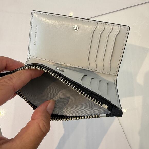 Best price ‼️Marc Jacobs x ‘The Wizard of Oz’ Slim Bifold Wallet - Picture 5 of 6